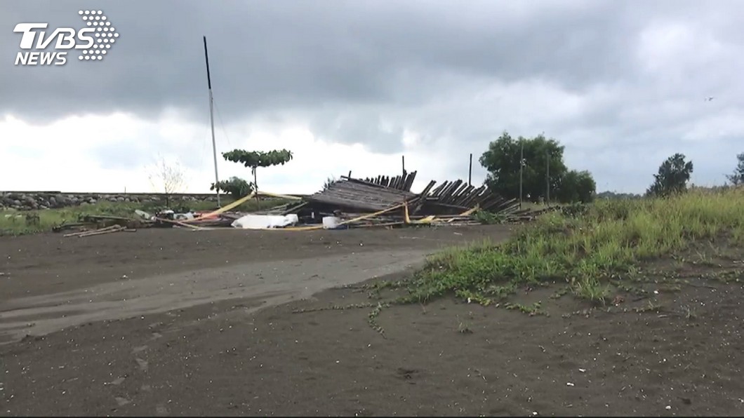 台南學童疑遭竹棚壓死 南檢分案偵辦