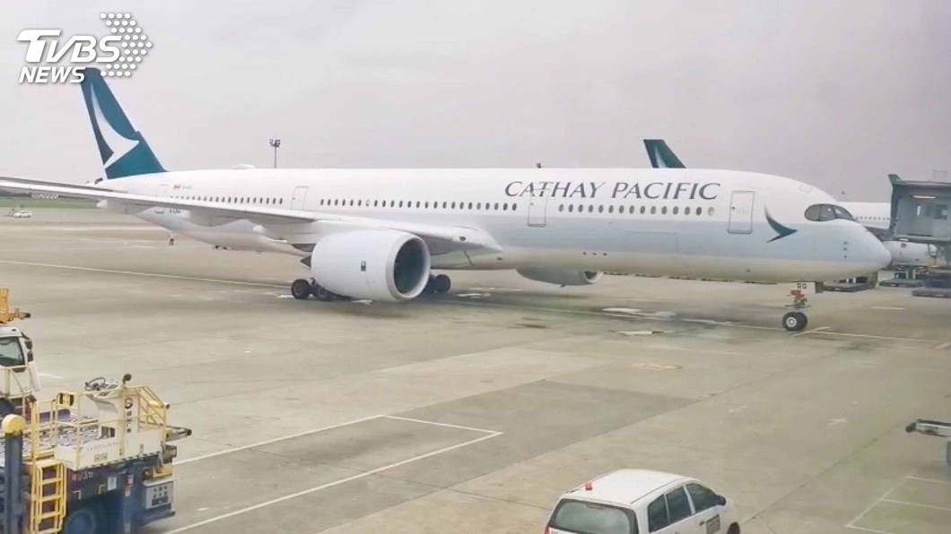遭國泰航空解僱 港龍空勤主席泣:公司拒給理由