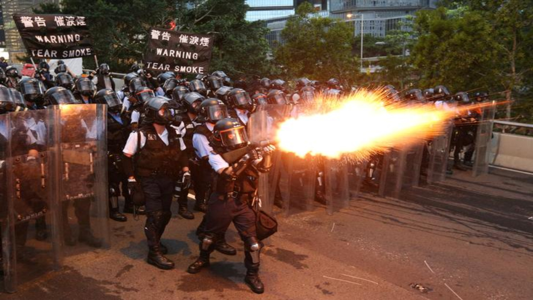 「反送中」全港人一心 鎮暴警駐守兩天不撤