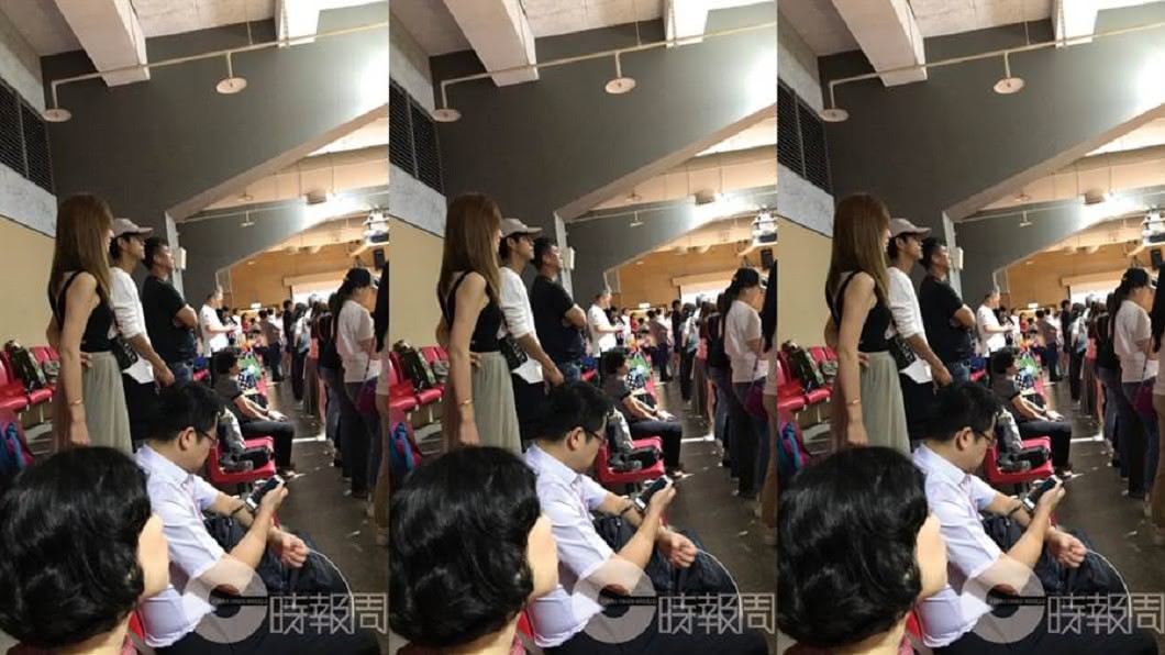 阿翔Grace同框現身! 出席愛女畢典僵臉零互動