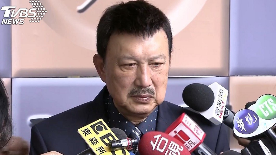 止不住眼淚！余天送賀一航：你安心走，家裡的事我幫忙