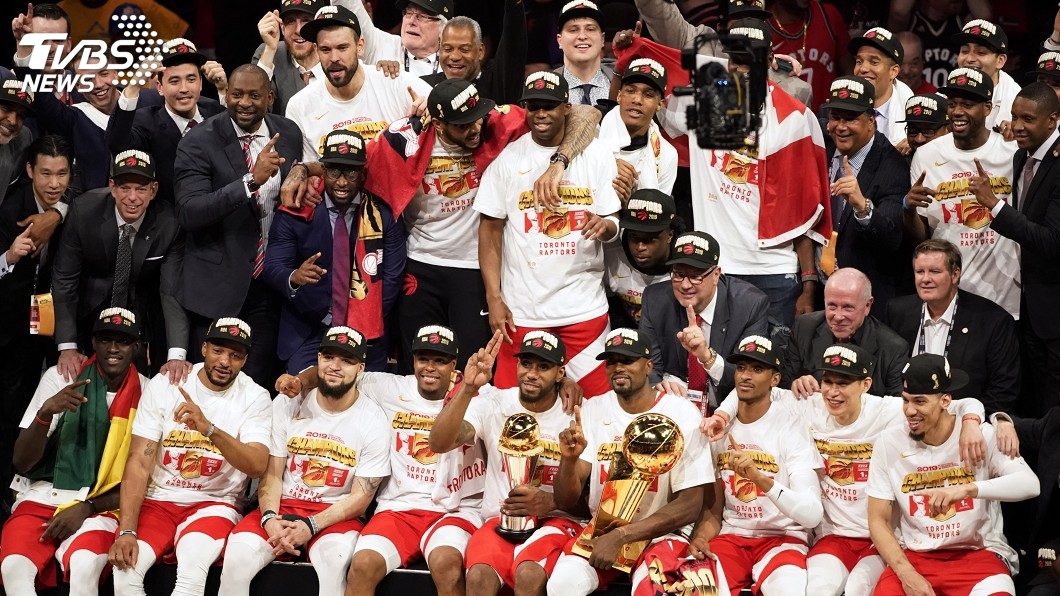 NBA暴龍首嚐封王滋味　回鄉前賭城夜店開趴狂歡