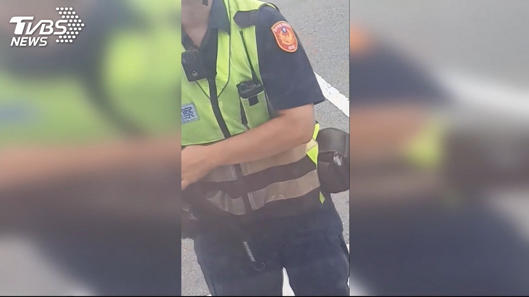快車道爬砂石車攔檢 遭批違規警:無瑕疵