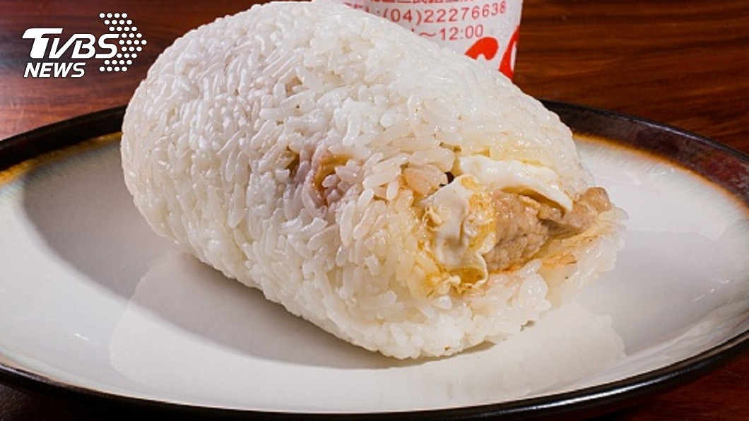 女兒早餐吃飯糰!長輩狠酸「又沒做工」 媽神反應網讚爆