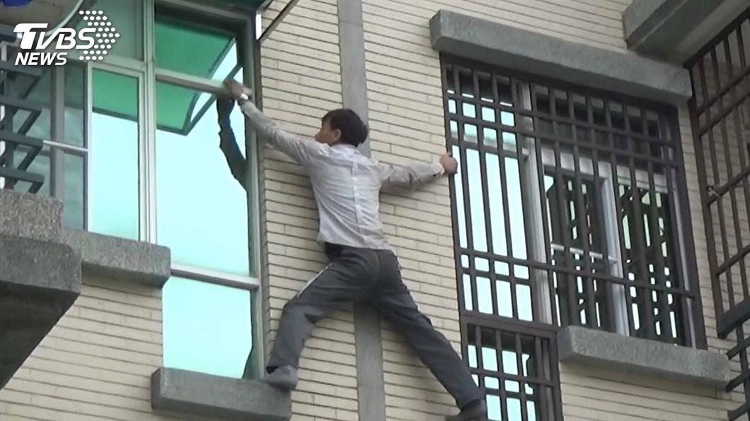 租居台南透天厝 12名越南非法移工被逮