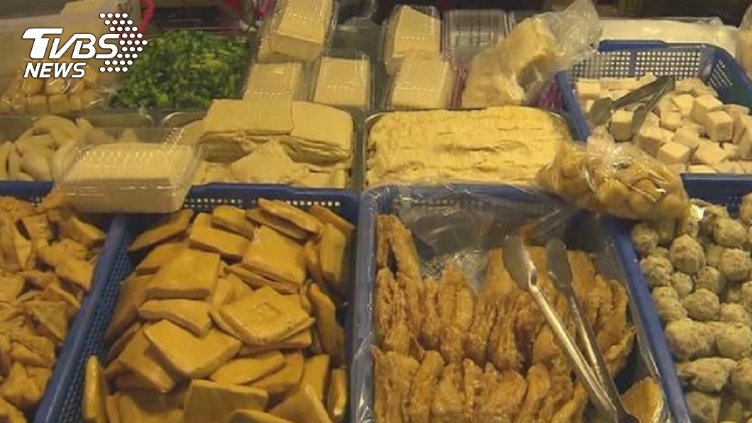 滷味攤上的食物琳瑯滿目,每個人的偏愛喜好都不同。(示意圖/TVBS)
