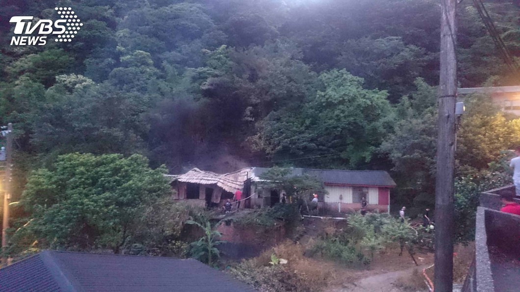 瑞芳平房暗夜大火警消灌救　男子燒成焦屍