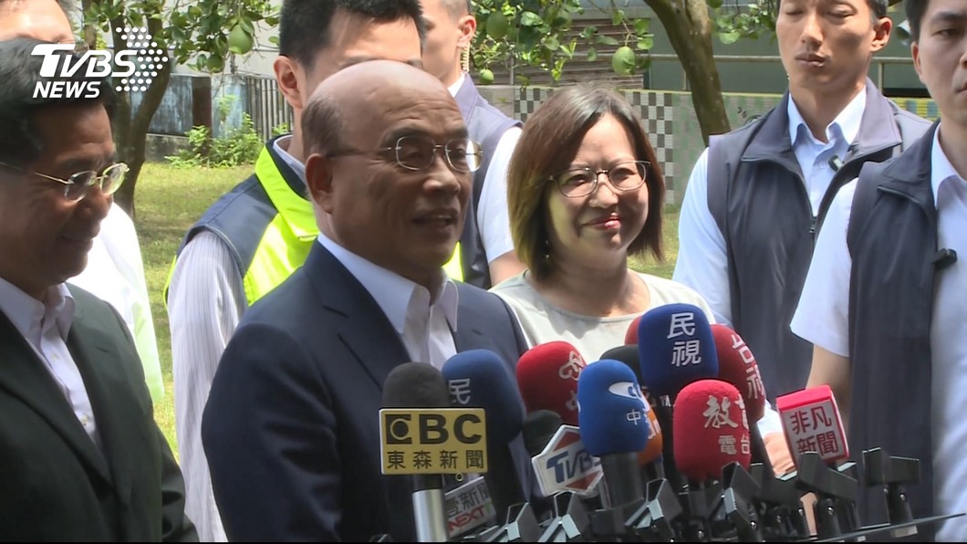 稱「可出動軍機」協助長榮! 他嗆蘇揆:真正唬爛王