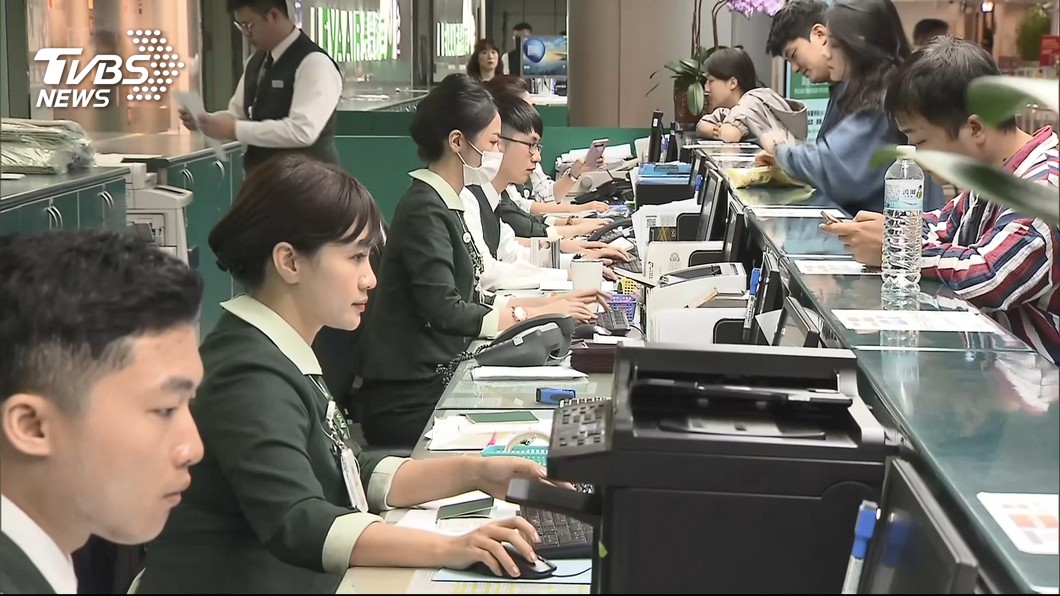 長榮航企業工會爭地勤獎勵 勞資8/8再調解