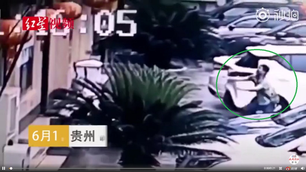 2歲童3樓墜下!男子義無反顧飛撲 網大讚:是英雄
