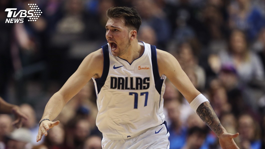 達拉斯獨行俠唐西奇　奪NBA年度最佳新秀