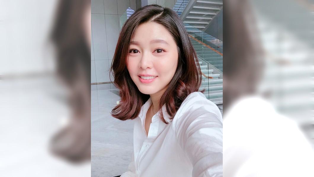 哪像剛生完!白家綺產後首露修長美腿 女神比例網看呆