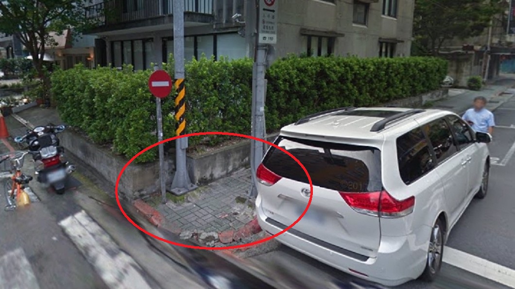路燈基座突出摔斷膝蓋 求償判決:自己要注意