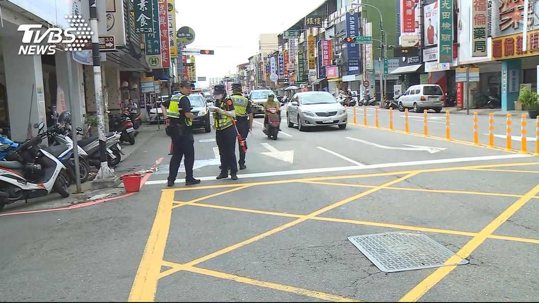 陪孫買麵包遭撞不治 孫擔心:阿嬤住院嗎