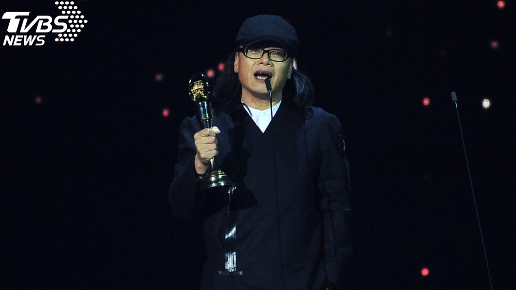 4度入圍金曲!「搖滾詩人」流氓阿德奪台語歌王