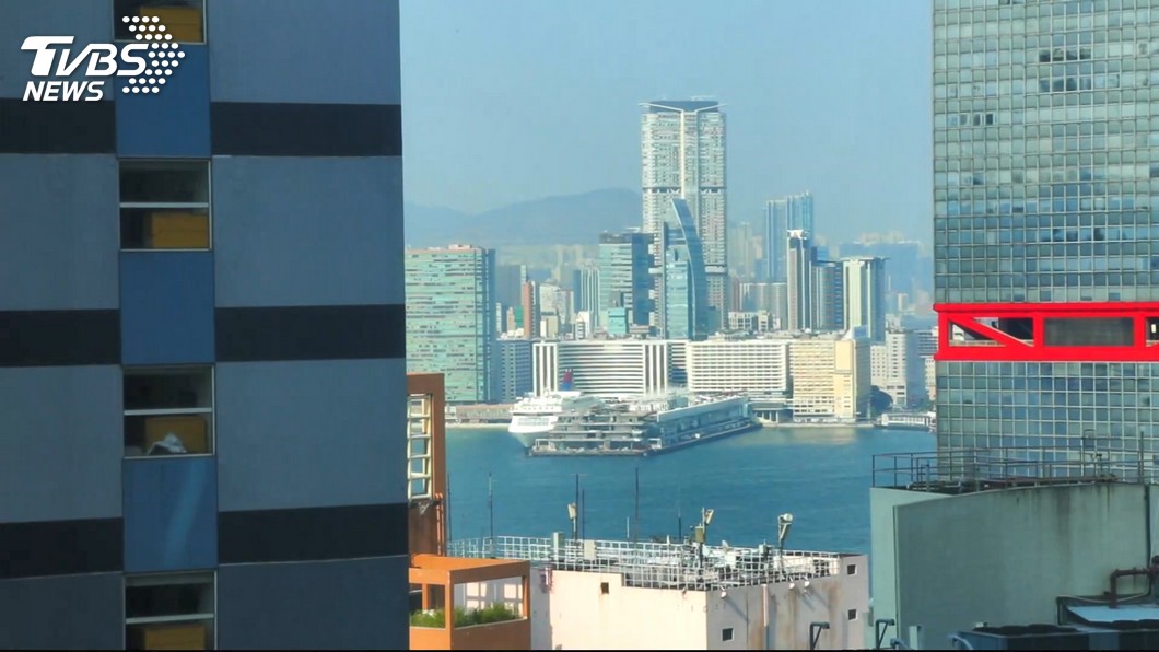 房租全球第一貴、薪資卻倒退 港物價失衡惹民怨