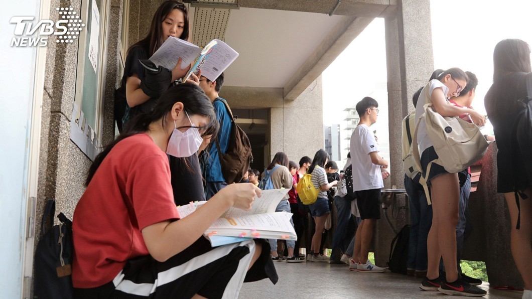 指考物理考諾獎「光學鑷子」 非選首見作圖題占分高