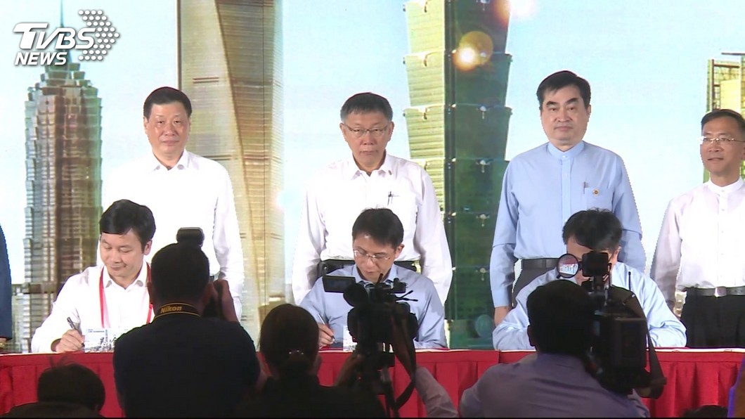 柯文哲提陸官員來台遭刁難 移民署駁:許可率逾9成