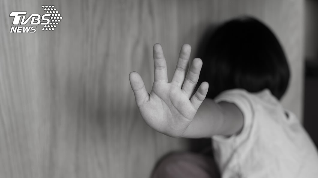 娶單親媽求9歲女兒「一週讓他兩次」　變態男被判30年