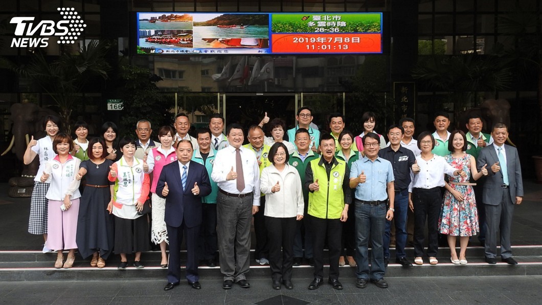蔡總統與新北議員便當會 深入了解基層民意