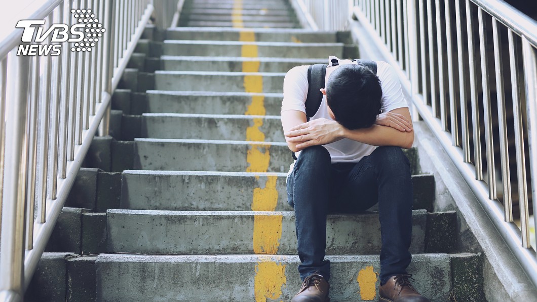 「父拒付大學學費」　他得知真相崩潰：我...是私生子