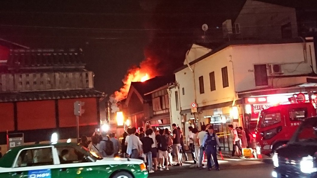 最新！京都百年歷史「花見小路」　驚傳大火