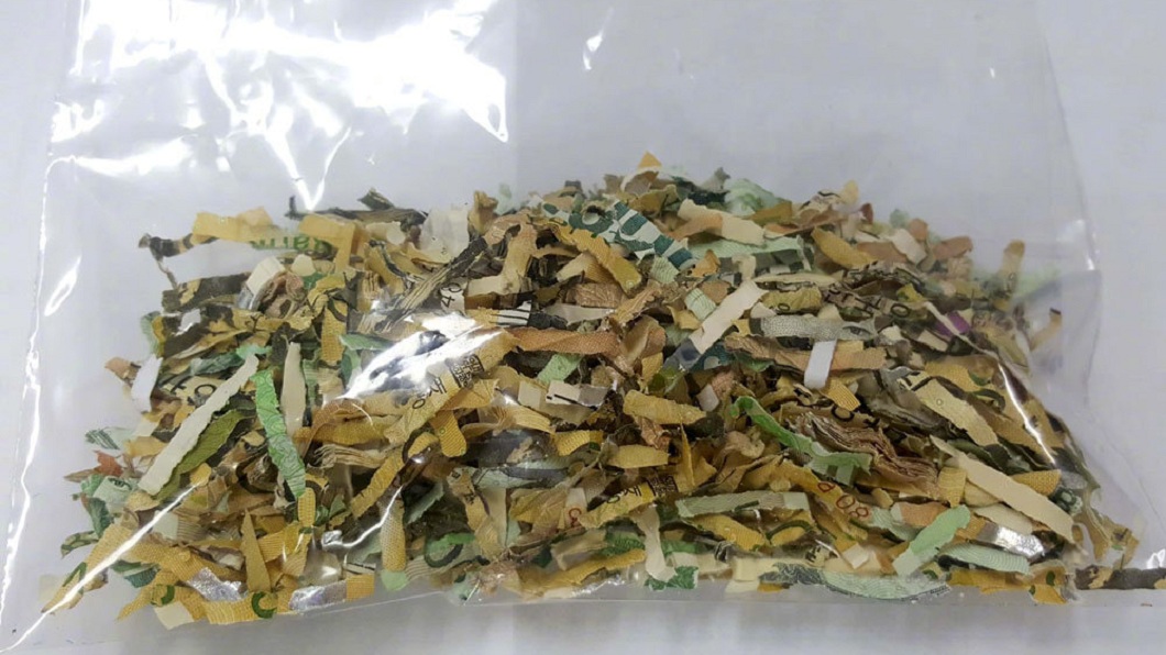誤將55萬韓圜丟進碎紙機 OL花1個月神還原
