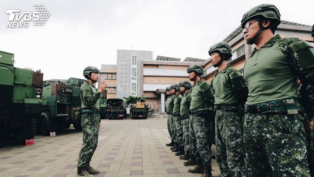 國軍救災裝首度亮相！　6千件「透氣戰鬥衫」撥發官兵