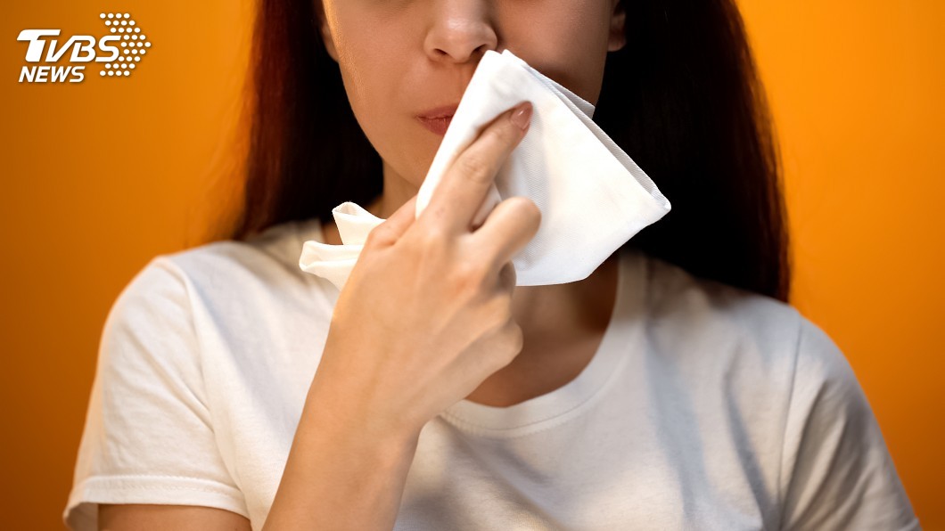 偷吃忘擦嘴!母趁女兒午睡偷溜 殘留「熟悉味道」被抓包
