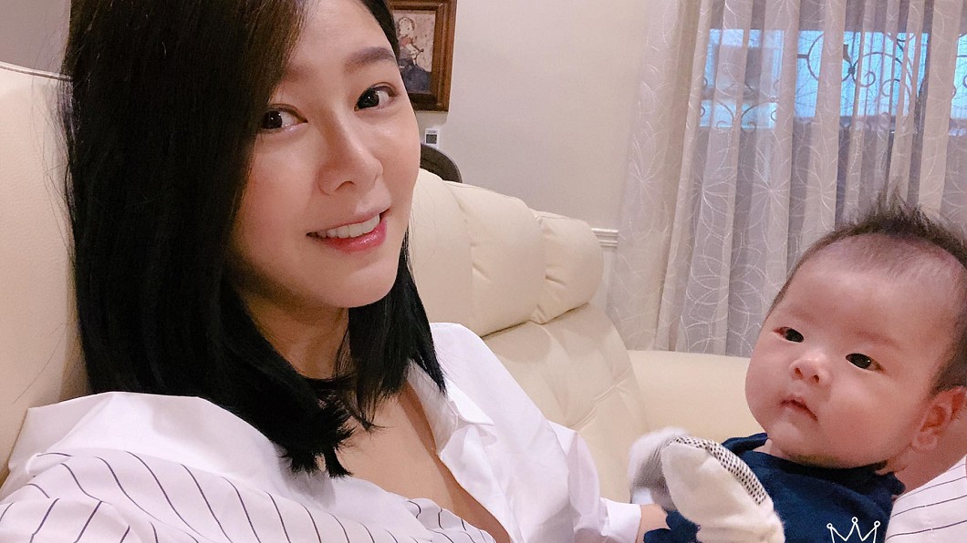 一家神仙顏值！白家綺「超正親妹」曝光網全看傻
