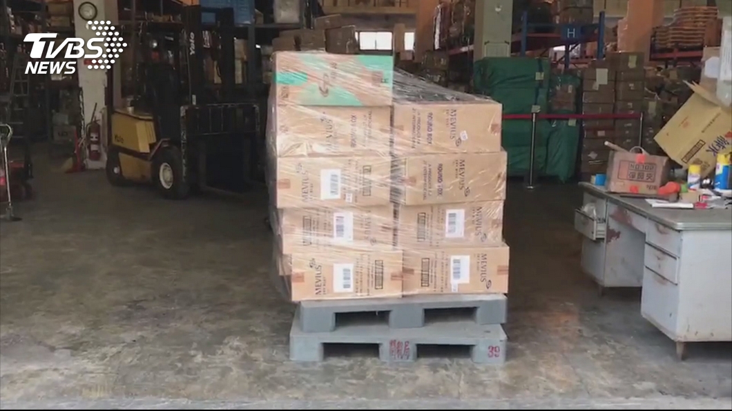 防夾帶菸品案重演　海關將加強空廚業者管理