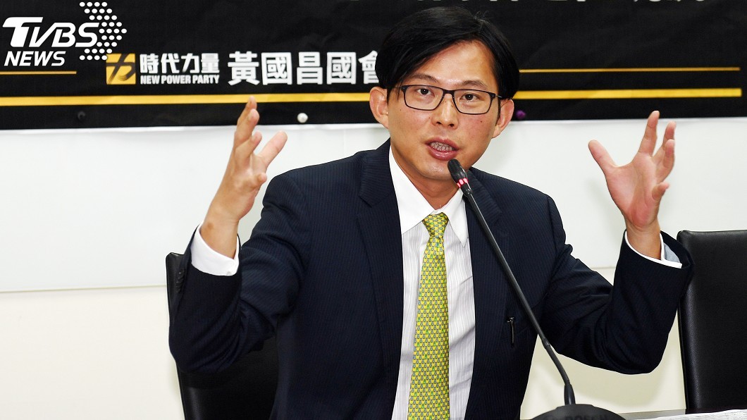 國安局私菸案　黃國昌再爆：有違法帶入商品消失