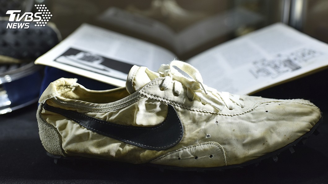 史上最貴! Nike經典「月球鞋」拍出1360萬天價