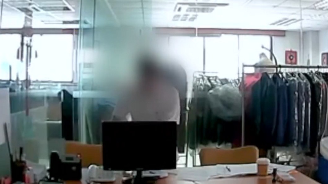 突頻尿長濕疹　監視器揪兇：老同事下毒