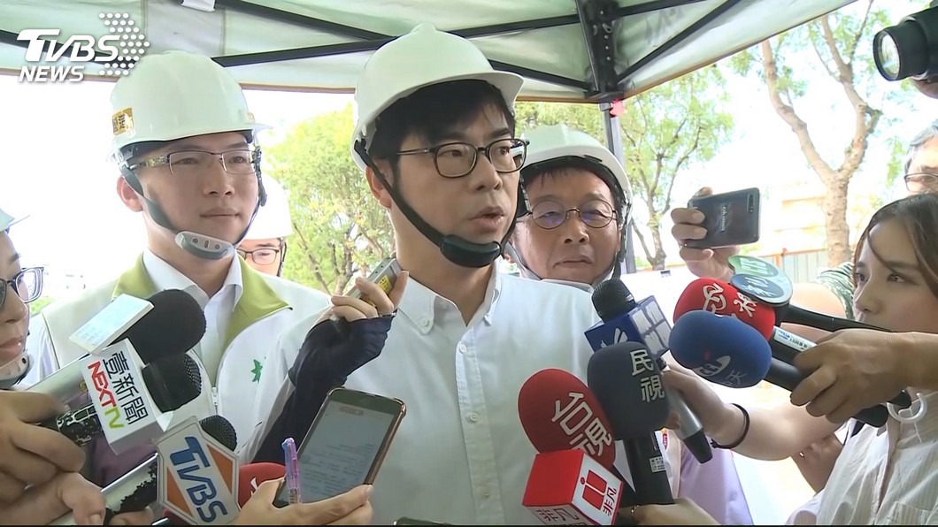 陳其邁遭指常往高雄跑行程 行政院:可受公評
