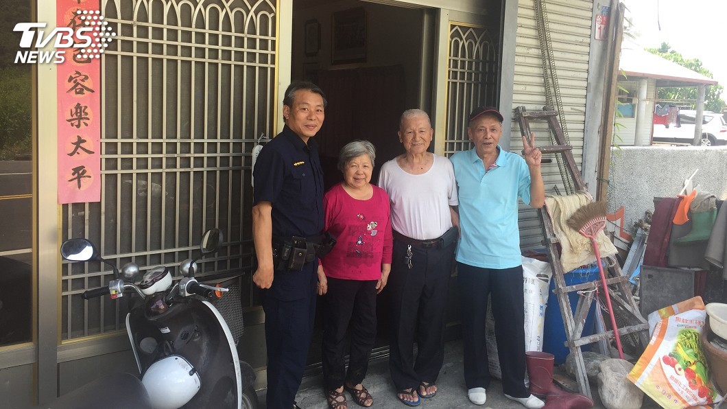 一張老照片尋50年前同袍 派出所長熱心協尋