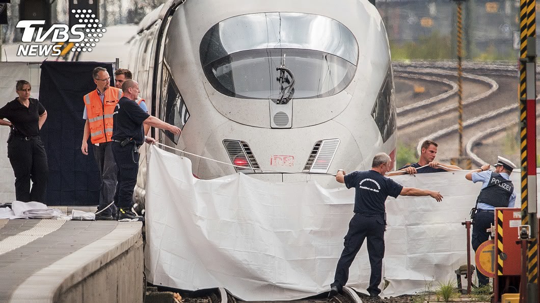 月台等車遭「隨機推落」 8歲男童被列車輾過慘死