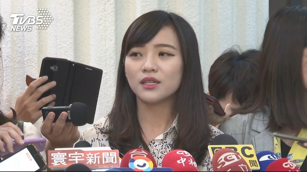 「女女戀」因為韓國瑜被分手？　黃捷首度吐露心聲