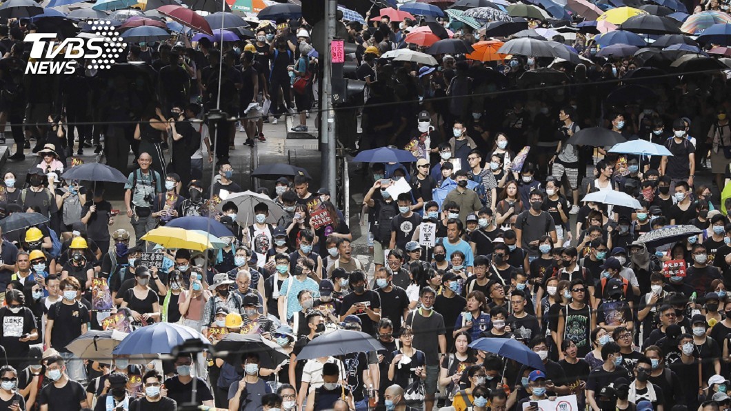 港金融界挺反送中　快閃集會表達不滿