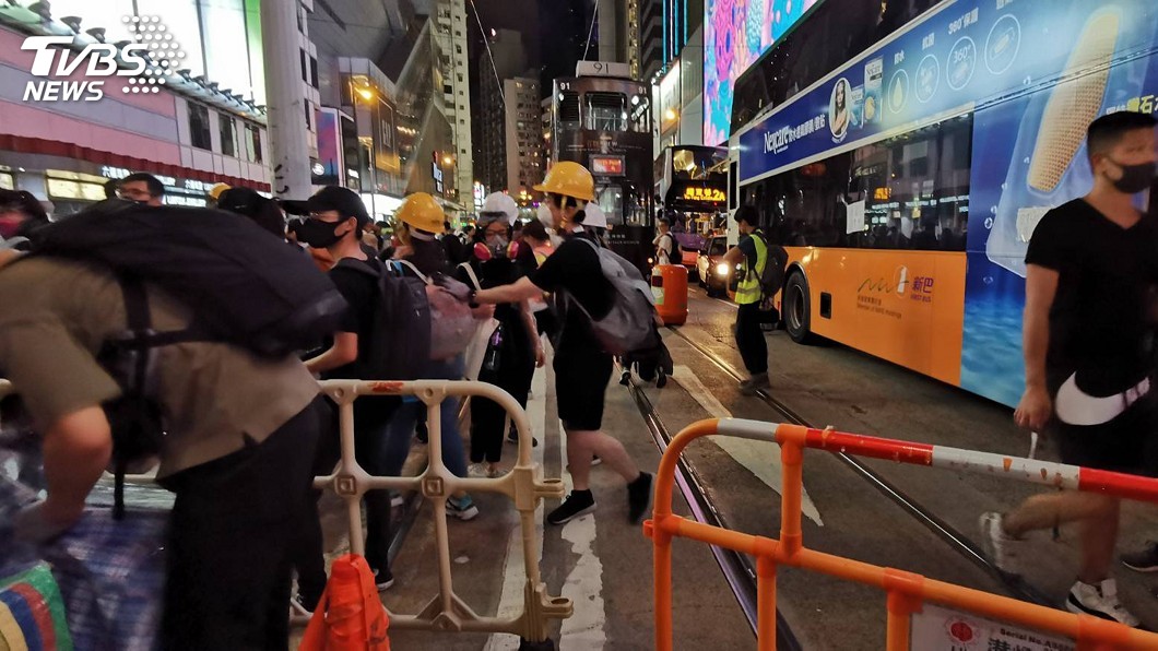 港警再逮44人 反送中大抓捕整體上看300人