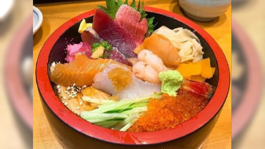 「聖母峰丼」視覺超震撼　靜岡鮮味多到滿出來