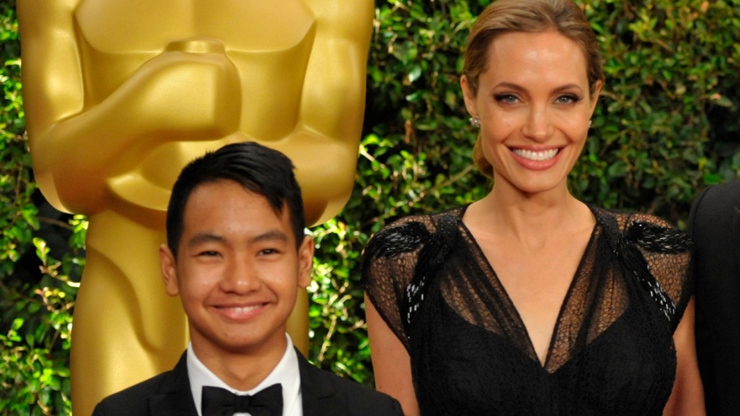 長子赴南韓念大學 裘莉一身靚裝現身街頭