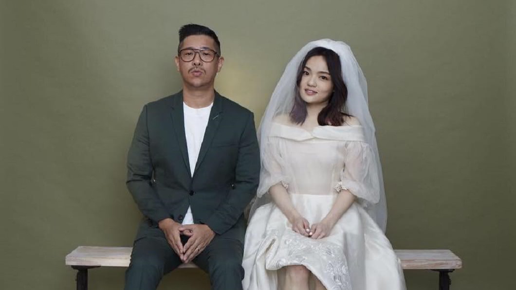 結婚1週年! 徐佳瑩曬照嚇壞眾人 網驚:紫到恐截肢