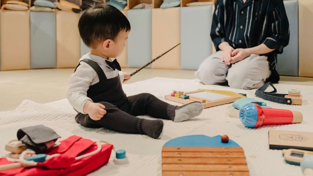 林宥嘉1歲兒抓周趴 一家三口甜蜜合照大曝光!