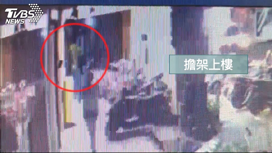 少年手腳遭綁跪浴缸 疑欲掙脫「滑倒溺斃」