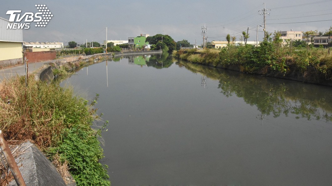 彰化埔鹽排水護岸下陷 縣府搶修緊急區段