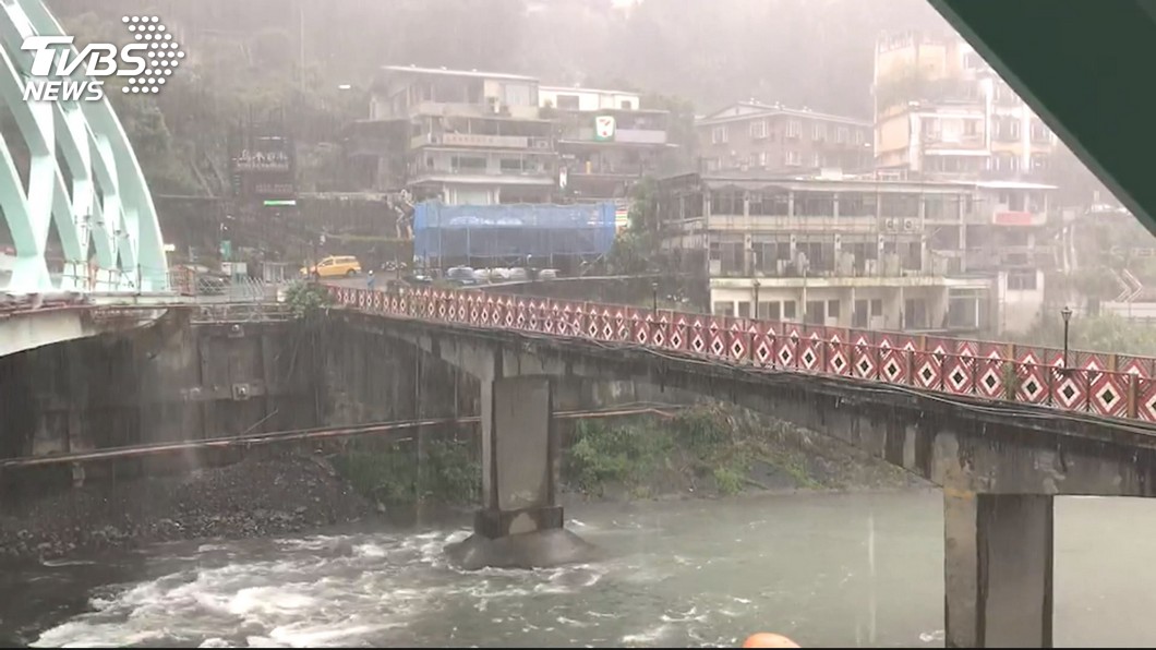 颱風利奇馬暴風圈觸陸　台中以北防強風豪雨