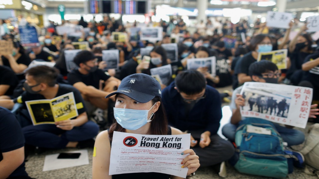萬人接機!即起三天赤鱲角再現「反送中」