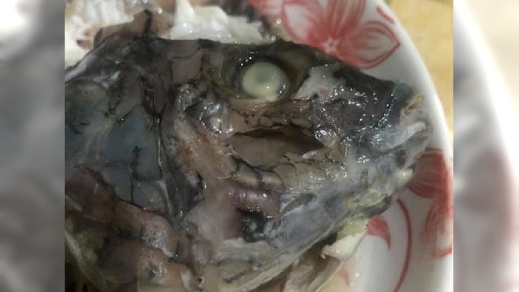 有些人喜歡吃魚眼睛。圖/翻攝自爆廢公社