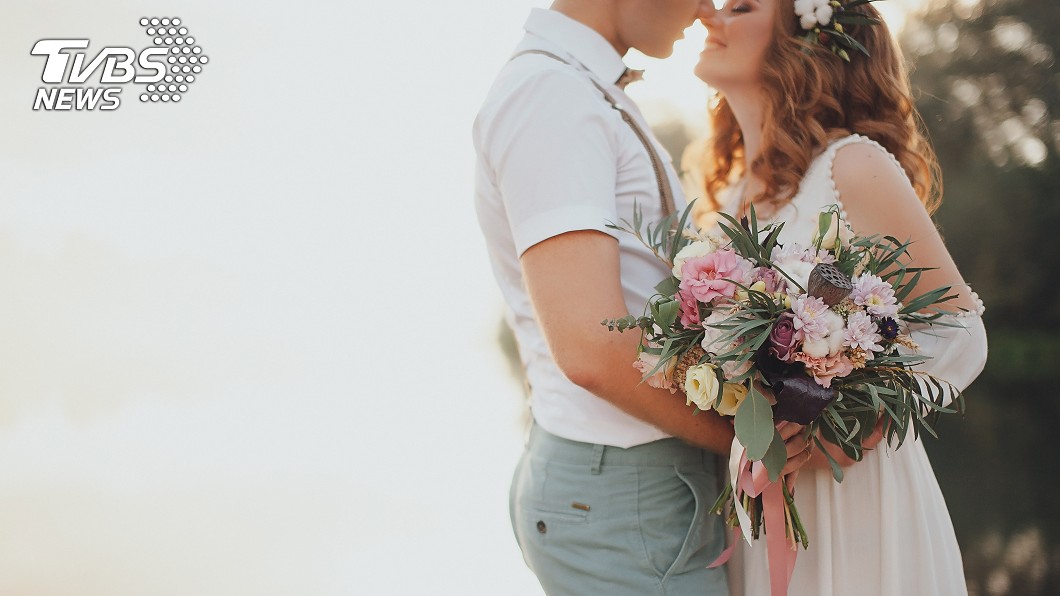 薪水全交…結婚22年他剩80萬 妻擁3千萬喊:離婚!